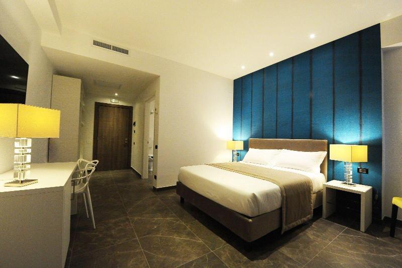 Hotel Up Wellness & Spa Foggia Kültér fotó
